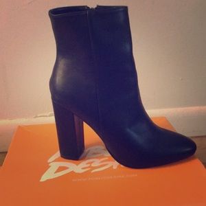 Heeled ankle boots